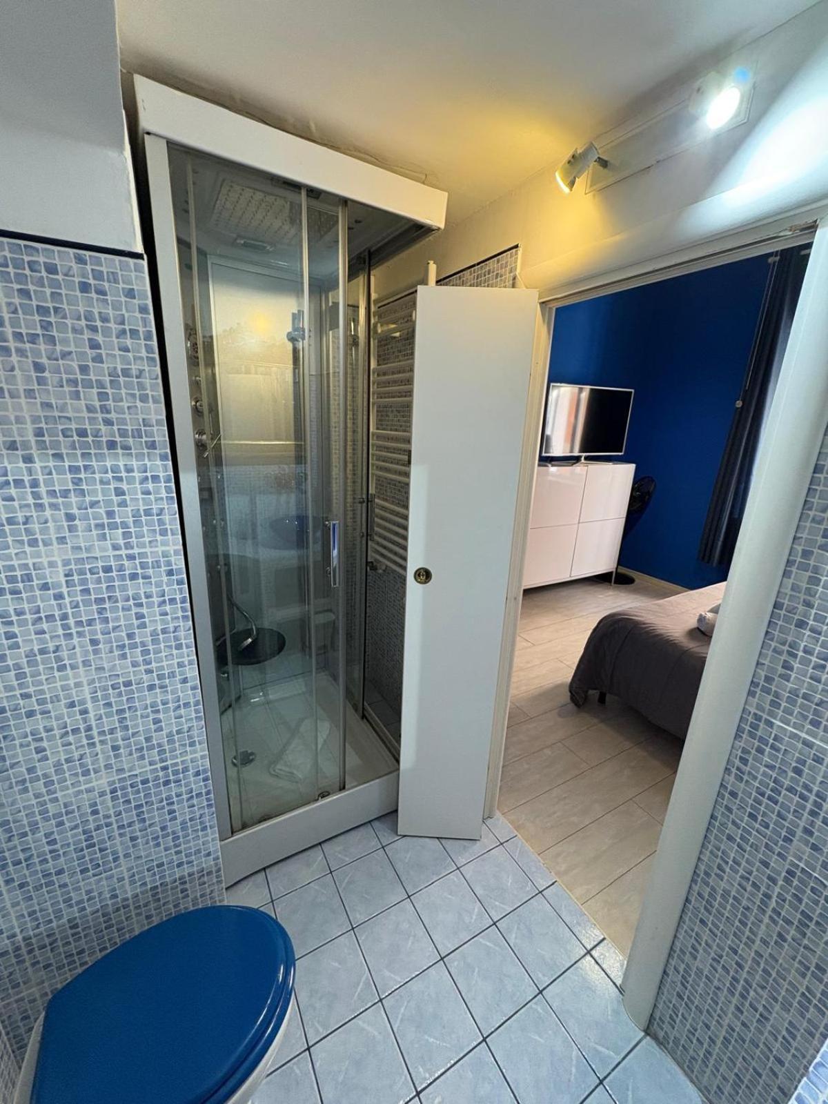 Bed and Breakfast Md House Civitavecchia Exterior foto